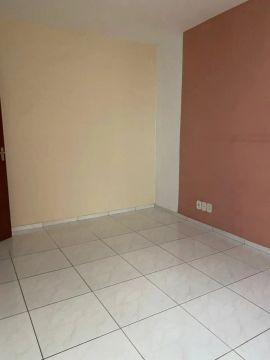 casa de dois pavimentos com 3 quartos 3 banhos sendo 1 suite!