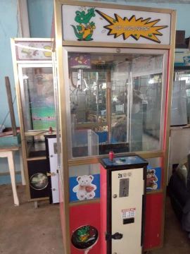 Máquina de pegar ursinho de pelúcia 