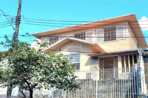 Um tesouro urbano no bairro Serra - Casa, 4 quartos - à venda!