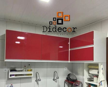 Armários de Cozinha Planejados Vermelhos laqueado