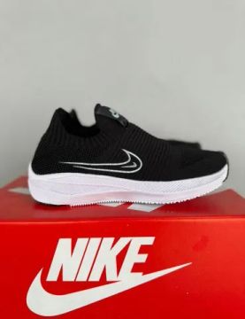 Tênis Nike Meia