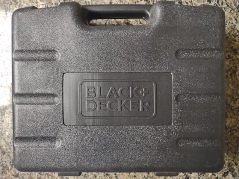 Micro Retífica Black e Decker RT18KA-BR de 180w com 113 acessórios