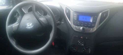 HB20 1.0 Hatch/2015 - Único Dono 
