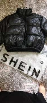 Jaqueta de Couro Sintético Preta - SHEIN