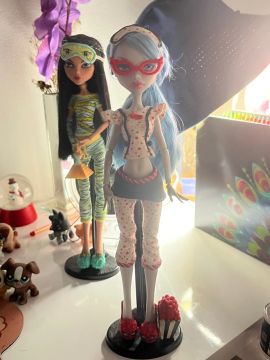 Monster High, Ghoulia. Dead Tired.