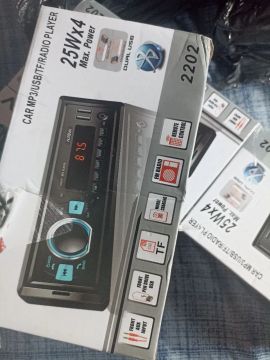 Aparelho de som automotivo 