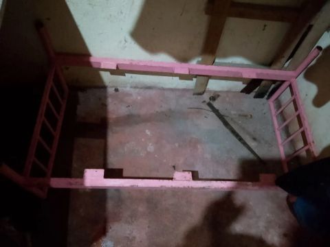 Cama de Ferro Rosa