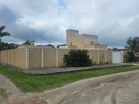 Vendo sobrado alto padrão em Pontal do Paraná em Shangri-la 