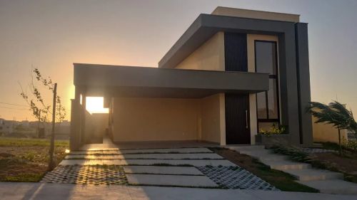 Linda Casa no Condomínio Viverde em São Pedro da Aldeia
