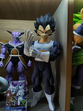 Action figure Vegeta - Dragon Ball - Coleção