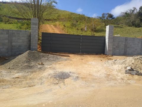 Terreno  em Igaratá 600m2 condomínio fechado