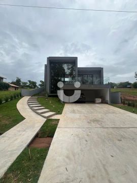 Casa a venda em Riviera Santa Cristina XIII-Paranapanema/SP
