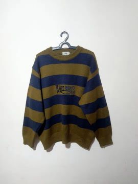 Blusa de lã hugo boss vintage GG