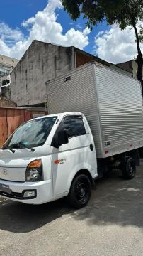 Hyundai HR baú ano 2022