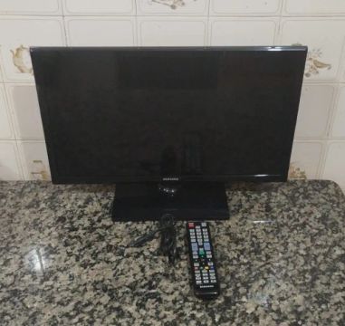Monitor Tv 23 Samsung - HDMI e USB - Função Futebol e PIP