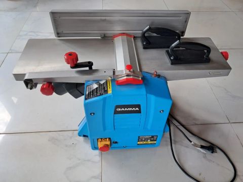 Plaina Desengrossadeira Gamma 8? 220v