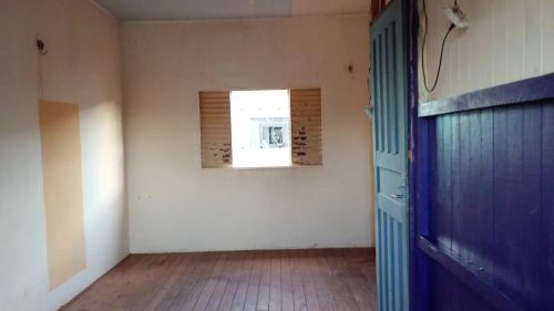 Vendo uma casa no bairro carandá 