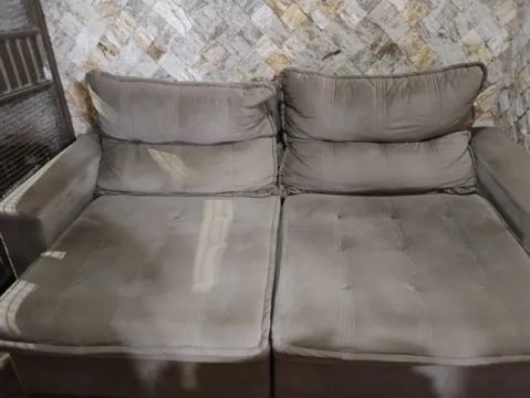 Sofá dois lugares 