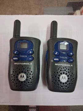 Walkie Talkie Motorola T4525 - Novo