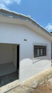 Ótima oportunidade casa espaçosa 