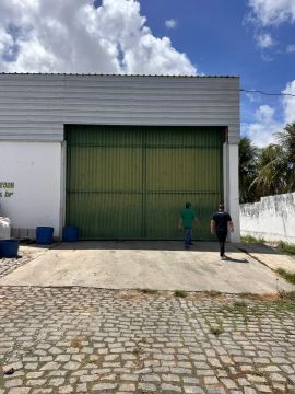 Galpão para Locação - Centro da Cidade - 820 m2