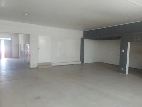 Imóvel para aluguel tem 70 metros quadrados em Centro - Sabará - MG