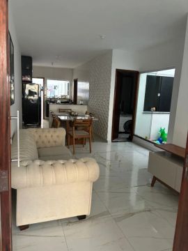 Alugo bela casa na Barra dos Coqueiros 