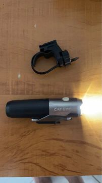 Lanterna/Farol Bike Cateye Volt 300