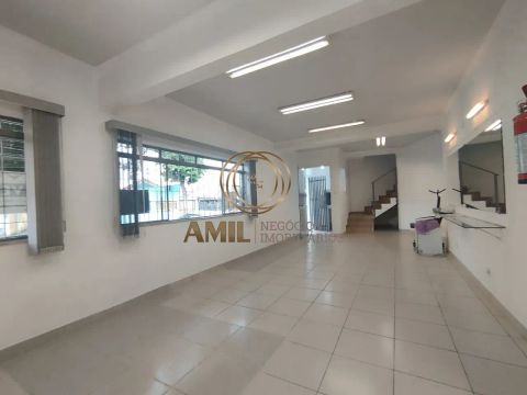 LR RA Amil Aluga Ponto Comercial, 4 Salas, 3 Banheiros, 188m², Santana, Zona Norte