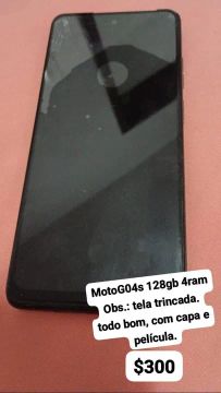 Celular Moto A45 com tela trincada - Funciona perfeitamente!<br><br>