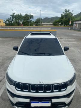 Compass Longitude 2022 T270 com TETO SOLAR