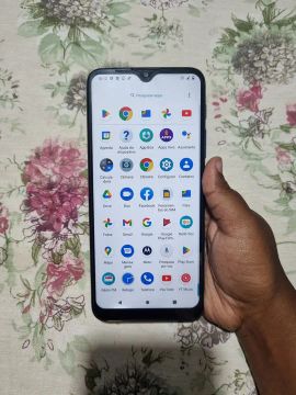 Moto one fusion 