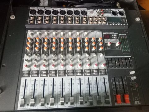 Mesa de som soundcraft 