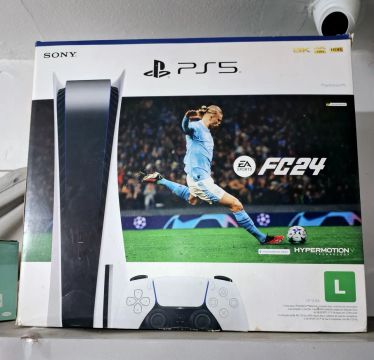 Promoção PS5 Midia Física 825Gb Zerado EA FC 24( ACEITO CREDISHOP)