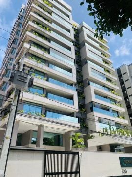 VENDO Apartamento no Edifício Giardini  Ponta Verde