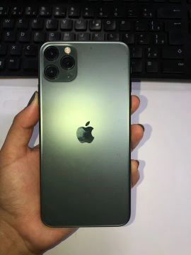 iPhone 11 Pro Max Semino novo 