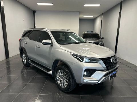 Toyota SW4 SRX 2.8 - 2022