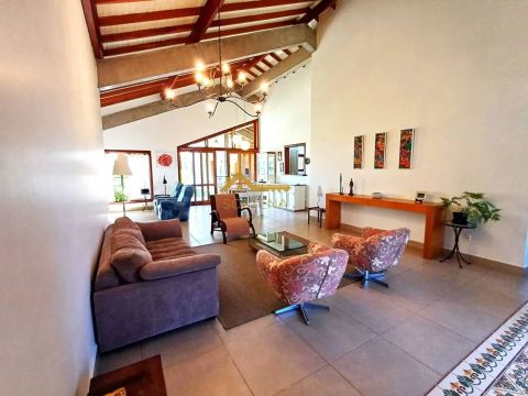 Casa de condomínio à venda, no Condomínio Village Ipanema I, em Araçoiaba da Serra, com 3 