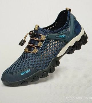 Tenis que suporta agua 