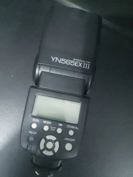 Flash Speedlite YN565EX III