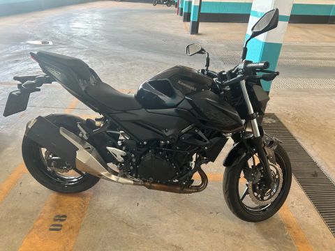 Kawasaki Z400