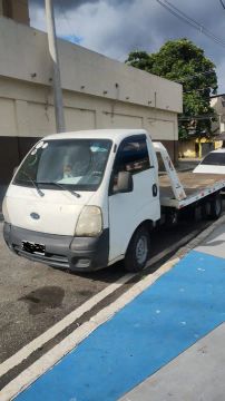Caminhão Reboque Kia Bongo