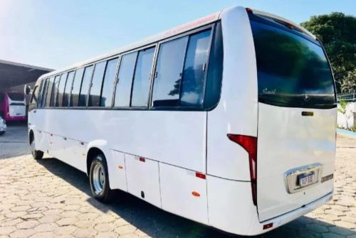 Micro ônibus impecável - ideal para transporte escolar