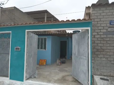 VENDO CASA EM SANTA CRUZ  RJ,