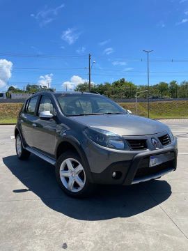 Sandero Stepway diferenciado