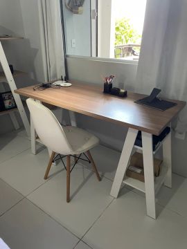 Conjunto para escritório e home office Mesa + Estante + cadeira