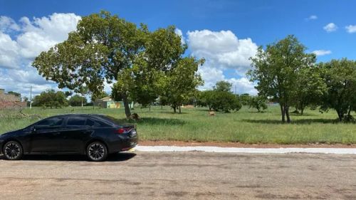 Lote com 300 m² (10x30) no Residencial Laguna em Luzimangues