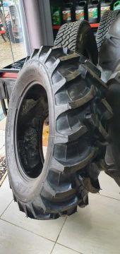 01 (um) Pneu para Trator Agrícola, Medida: 12.4-24 (Recapado)