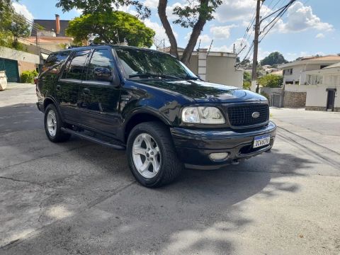 FORD EXPEDITION V8 AUTOMÁTICA 