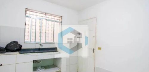 Kitnet/conjugado para aluguel tem 25 metros quadrados com 1 quarto